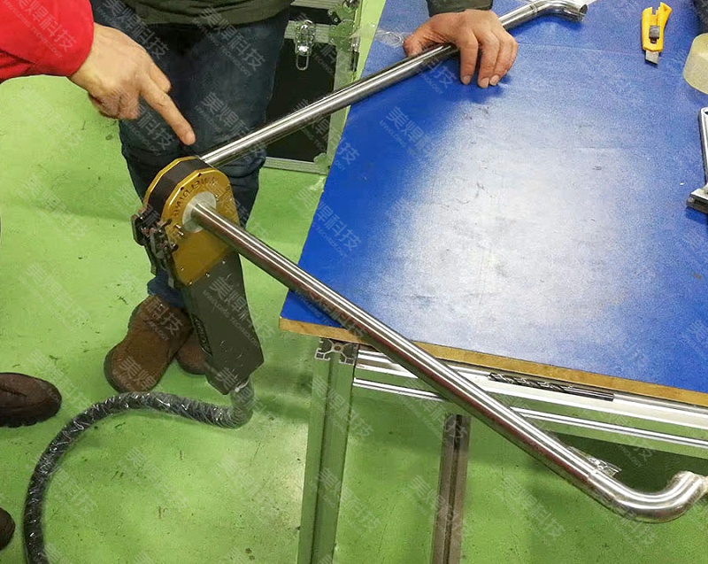 封闭式管管焊接设备应用于江苏南通制药行业项目(图1) 封闭式管管焊接设备应用于江苏南通制药行业项目(图1)