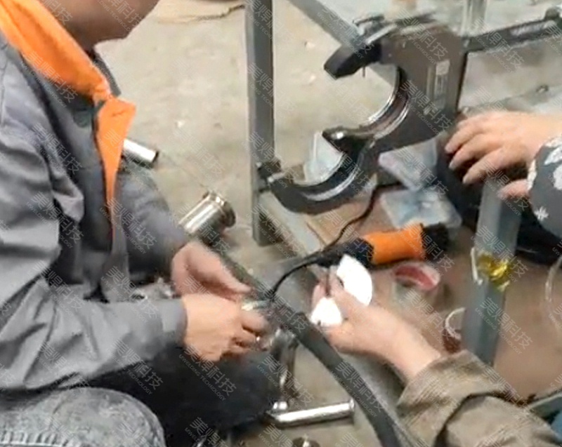 封闭式管管焊接设备应用于苏州食品行业设备项目(图3) 封闭式管管焊接设备应用于苏州食品行业设备项目(图3)