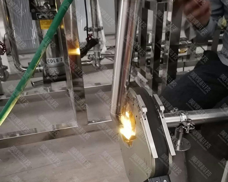 封闭式管管焊接设备应用于上海松江化妆品行业项目(图1) 封闭式管管焊接设备应用于上海松江化妆品行业项目(图1)