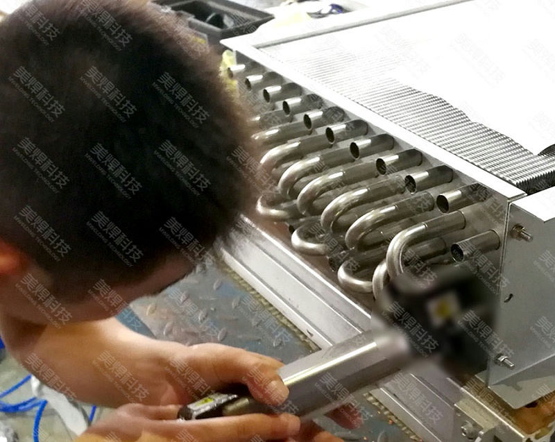 换热器U型管焊机应用于浙江绍兴制冷行业项目(图1)