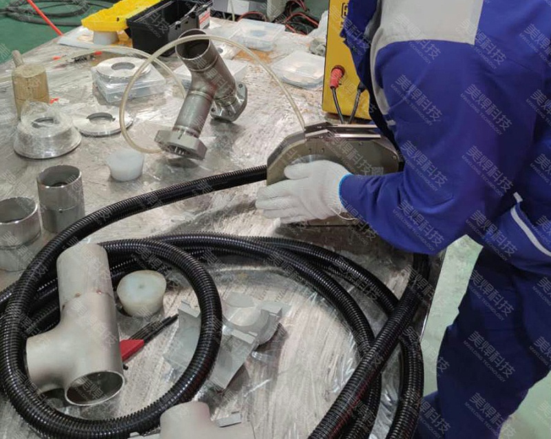 封闭式管焊机 不锈钢焊接机 应用于辽宁省机械制造行业项目(图2) 6f6b2ebf04bd41adbbead72d63f2dec5_7.jpg