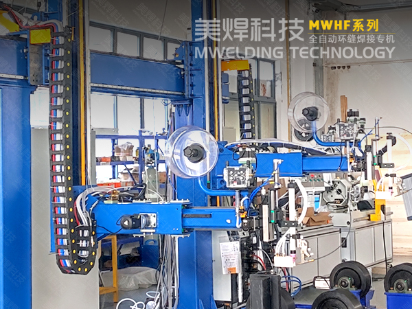 边梁式双枪_纵环一体_自动焊接设备_焊得方便，焊得快(图2)